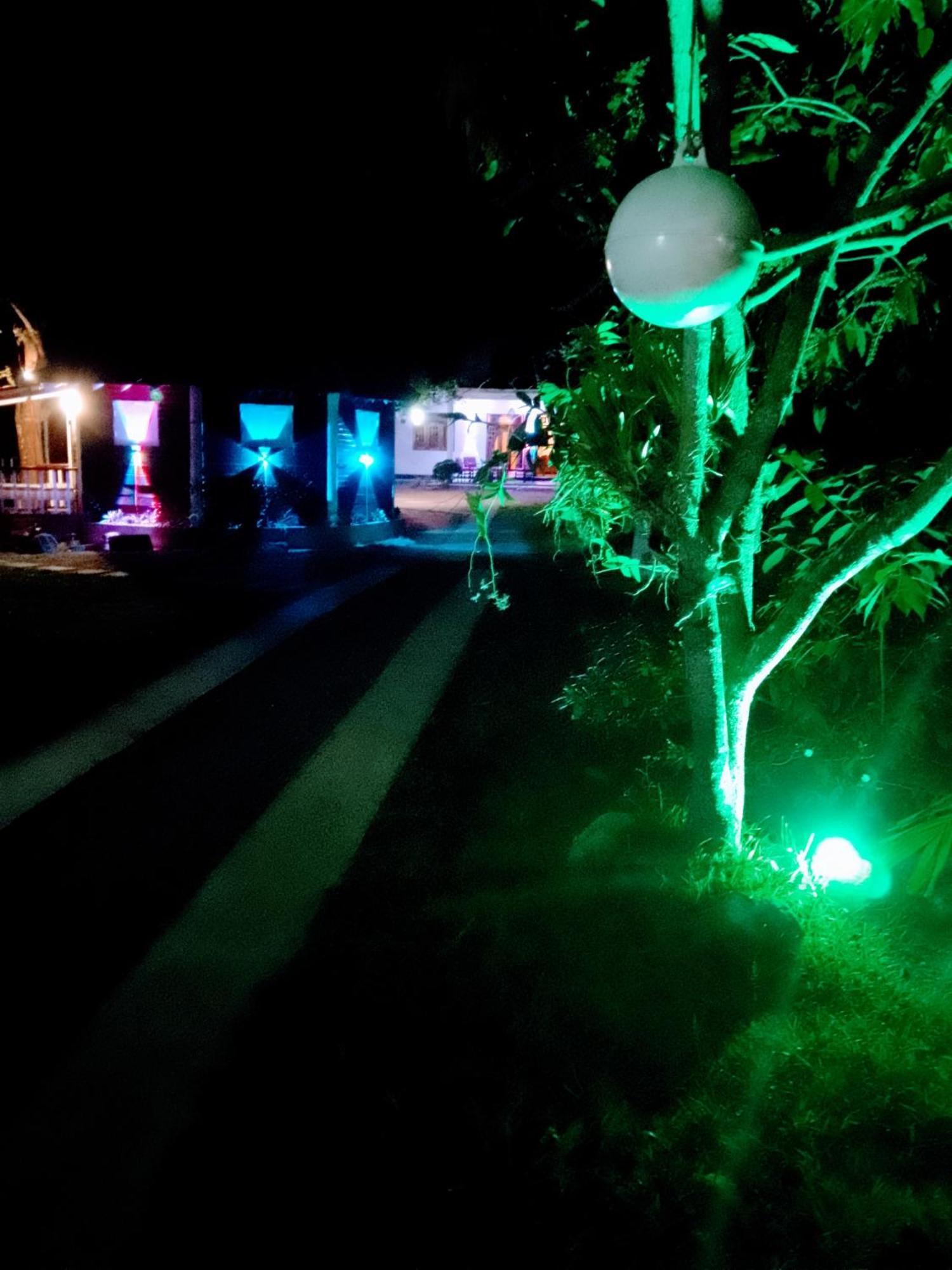 Area 51 Hotel Мірісса Екстер'єр фото