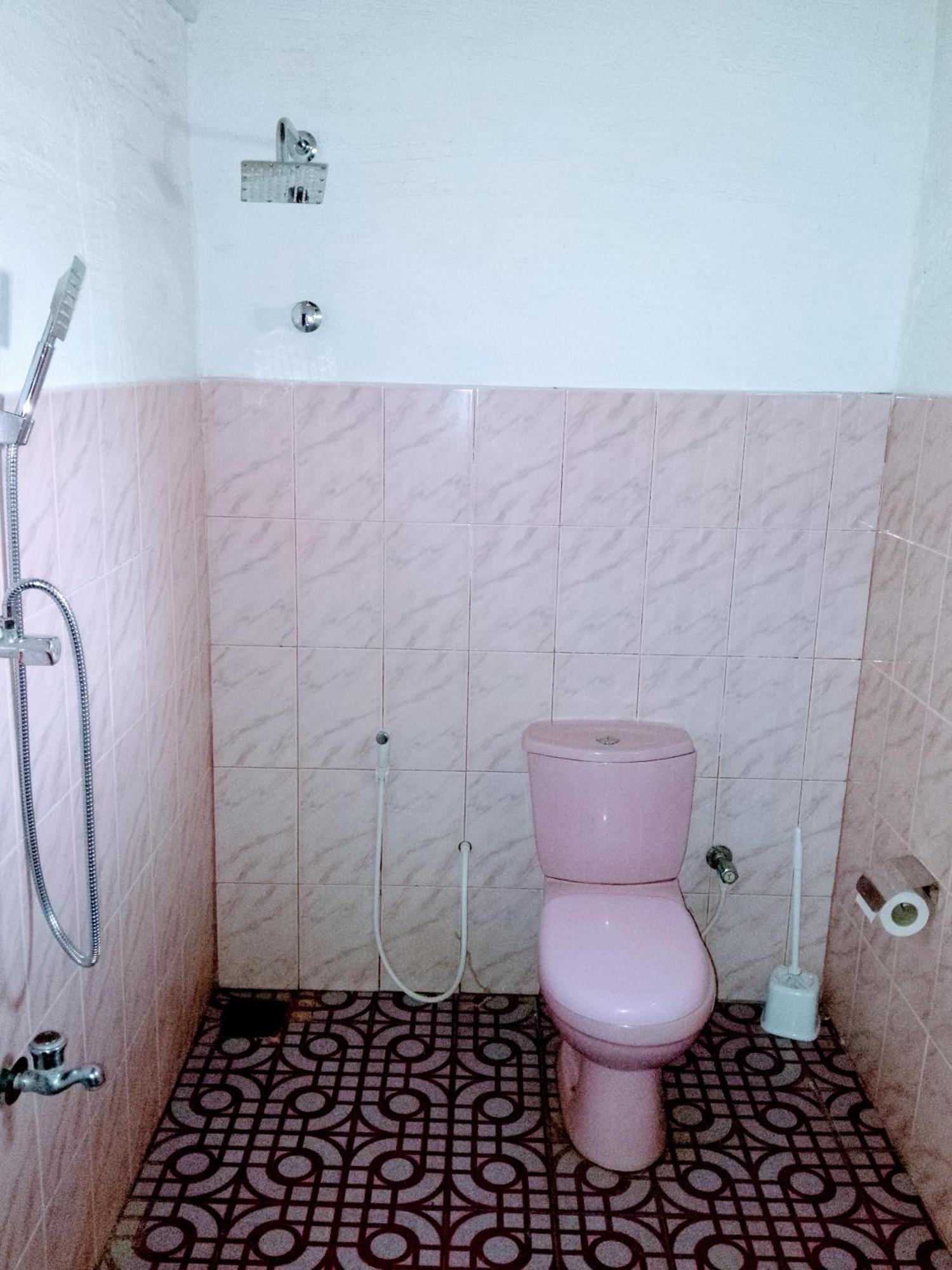Area 51 Hotel Мірісса Екстер'єр фото