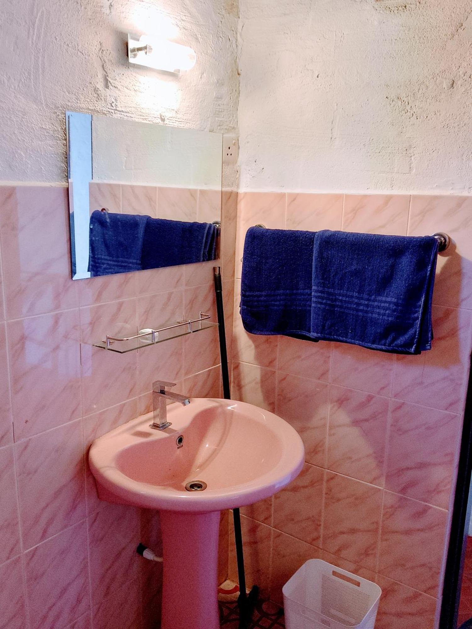Area 51 Hotel Мірісса Екстер'єр фото